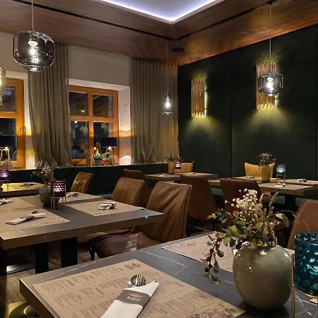 La Pasta Hotel Restaurant