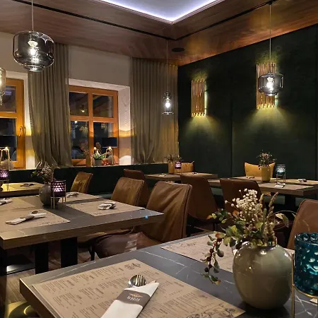 La Pasta Restaurant
