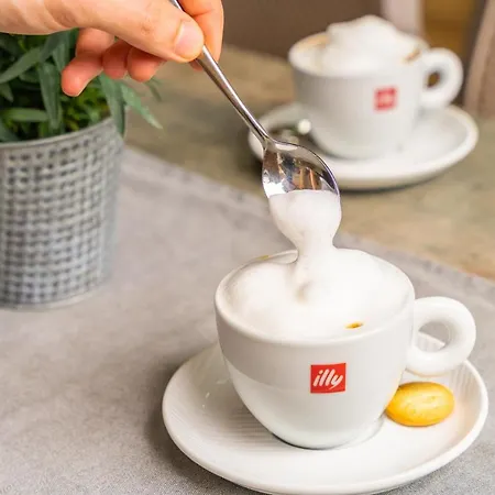 La Pasta Restaurant 2*