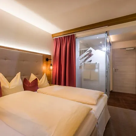 La Pasta Hotel Restaurant Hotel 2*