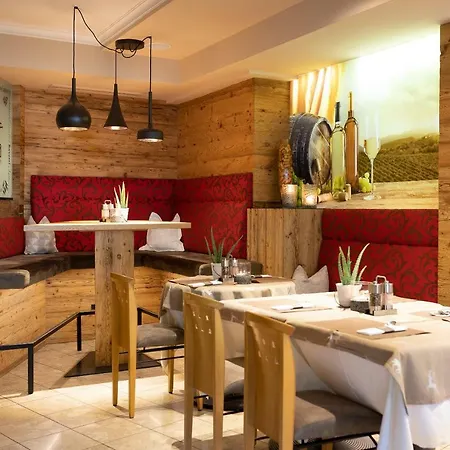 La Pasta Hotel Restaurant Hotel