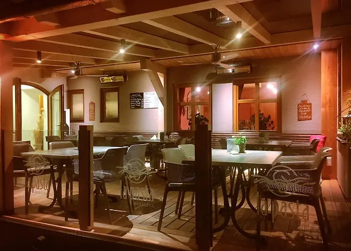 La Pasta Restaurant Szálloda 2*