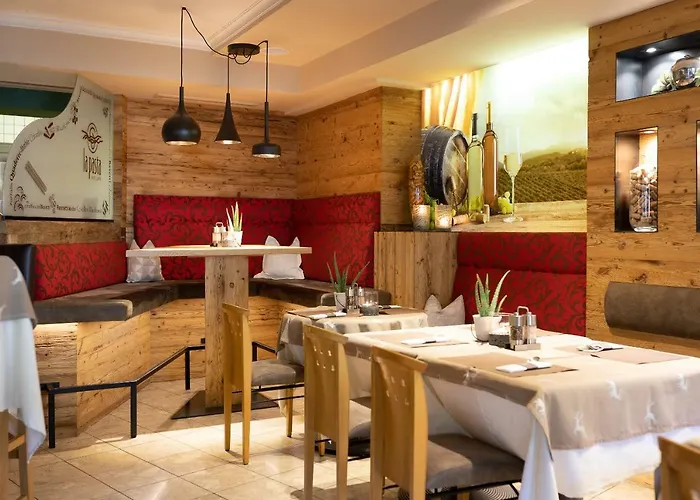 La Pasta Restaurant فندق